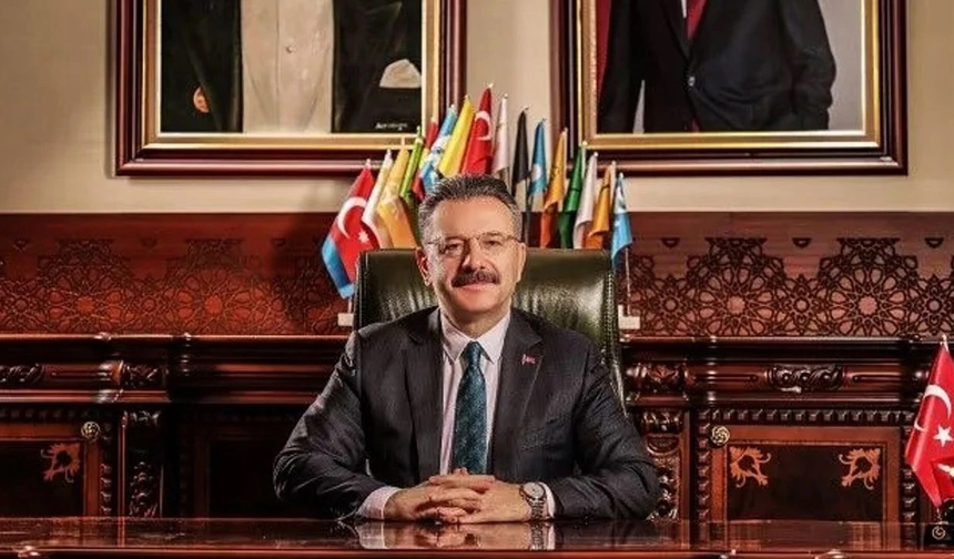 Vali Hüseyin Aksoy Cuma Günü Eskişehir’e Veda Edecek!