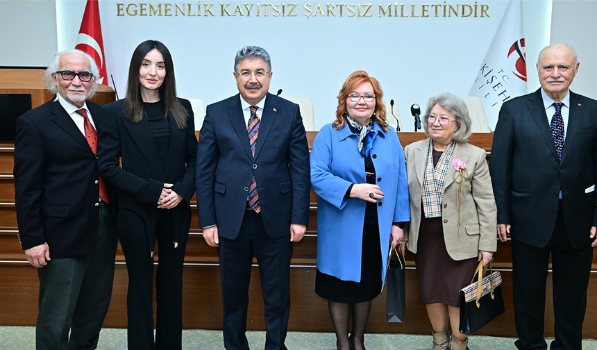 Eskişehir Valiliği’nde 46 Yıllık Görev Üstün Başarıyla Noktalandı!