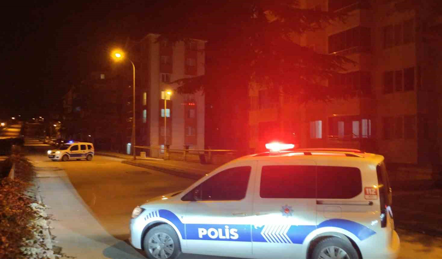 Eskişehir'de Hareketli Saatler! Şüpheli Valiz Panik Yarattı!