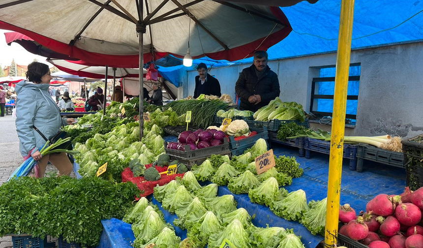Eskişehir'de Soğuk Hava ve Sel Pazar Fiyatlarını Vurdu!