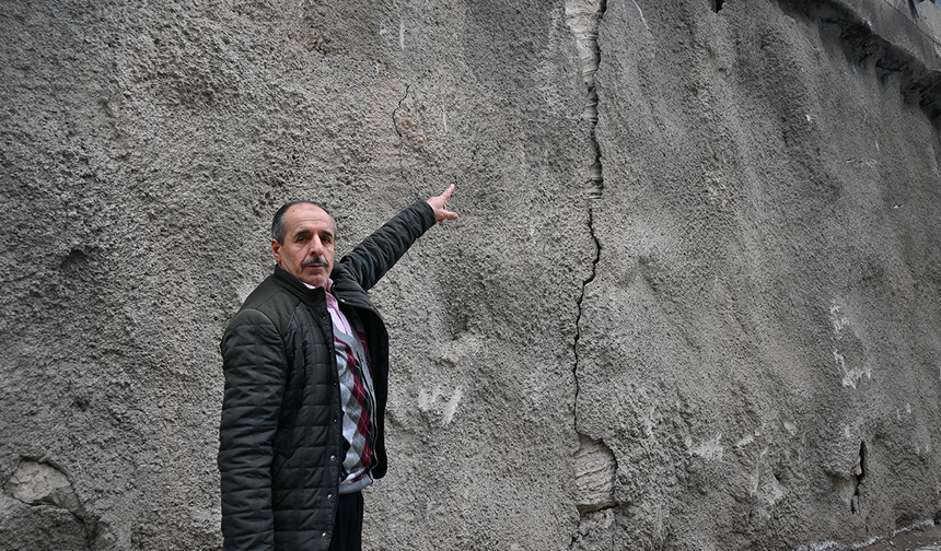 Eskişehir’deki Bu Alt Geçit Adeta Tehlike Alarmı Veriyor!