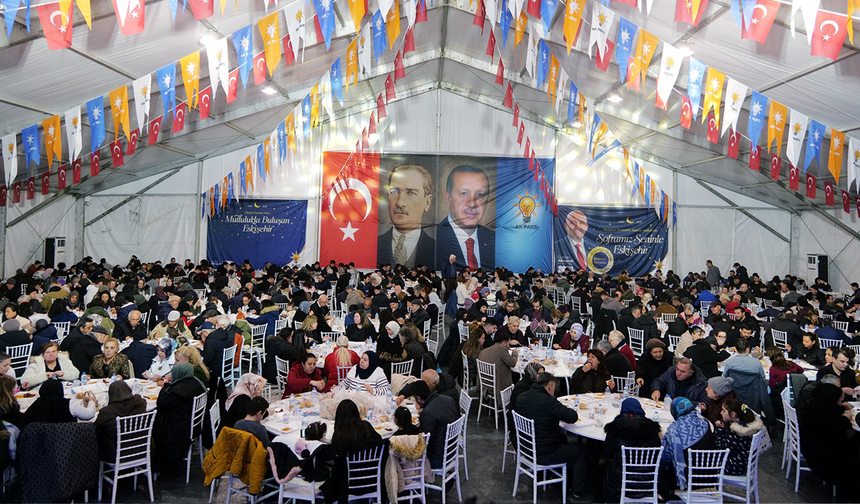 Eskişehirliler İftarda Dede Korkut Parkı’nda Buluştu!