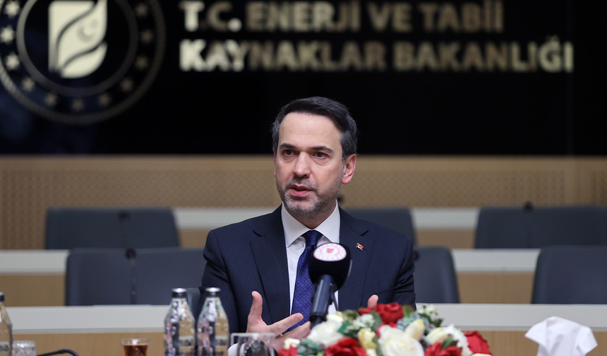 Bakan Bayraktar’dan Doğalgaz ve Elektrik İçin Zam Sinyali!