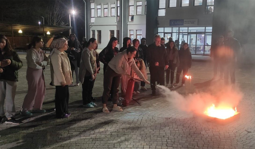 Eskişehir Bala Hatun Yurdu’nda Gerçeği Aratmayan Tatbikat!