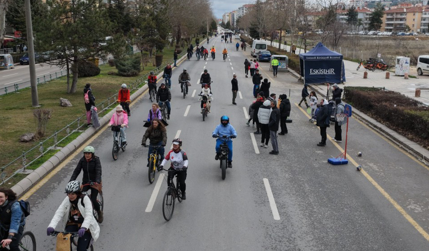 Eskişehir'de Bu Caddeler Bugün Saatlerce Kapalı Kalacak!