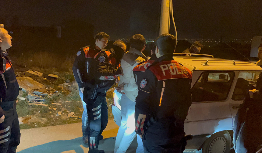 Eskişehir’de Dur İhtarına Uymayan Alkollü Sürücü Ortalığı Birbirine Kattı!