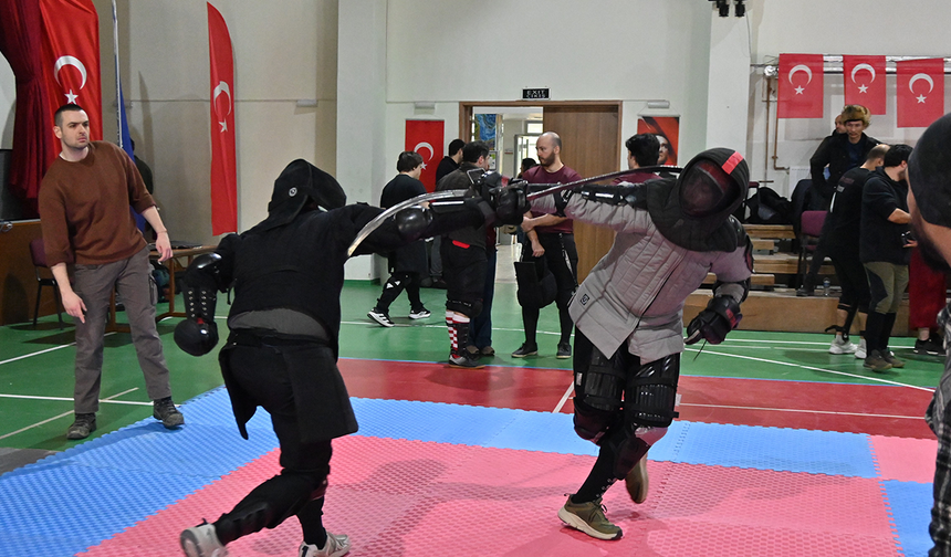 Eskişehir'de Düzenlenen Geleneksel Kılıç Toyu Nefes Kesti!