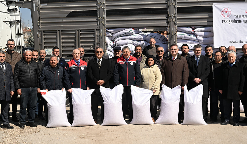 Eskişehir'de Tarıma Büyük Destek! 38 Ton Destek Dağıtıldı!