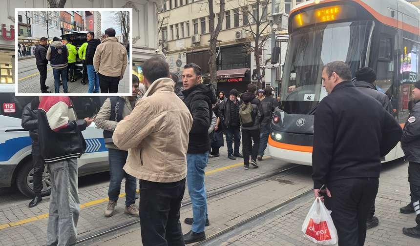 Eskişehir'de Tramvayın Çarptığı Yaya Yaralandı!