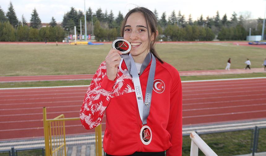 Eskişehirli Genç Sporcu 30 Yıl Sonra Bir İlke İmza Attı!