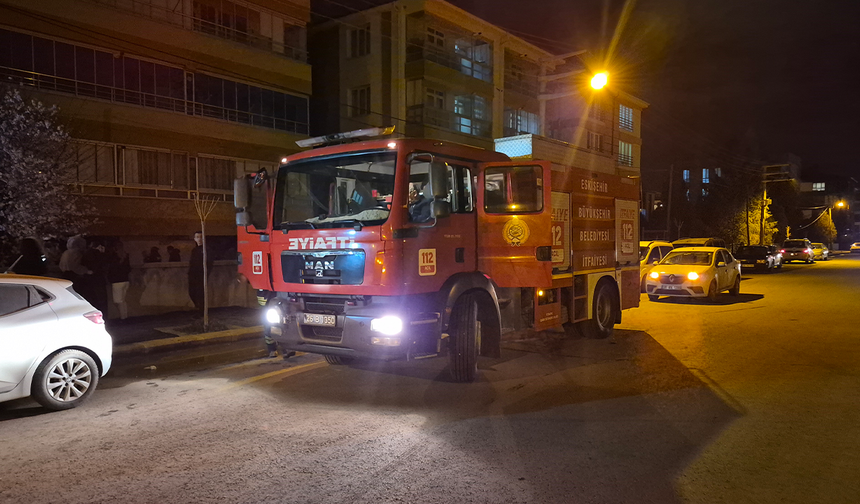 Eskişehir’de Apartman Garajındaki Yangın Herkesi Korkuttu!