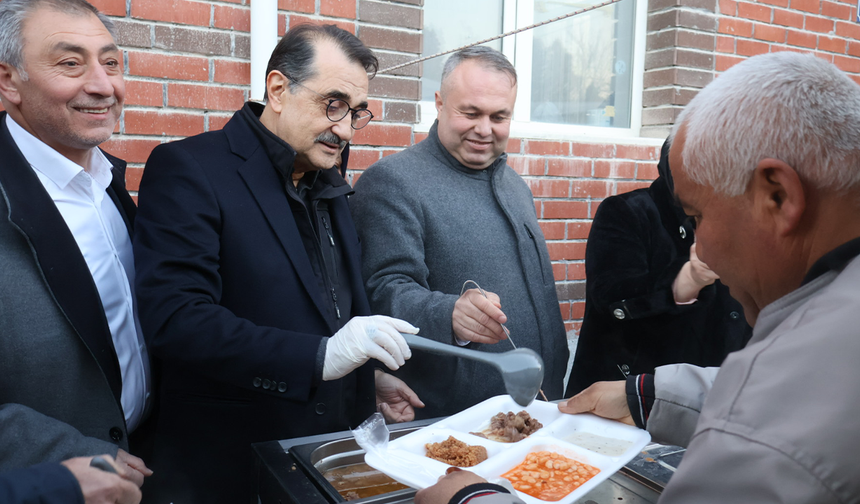 Milletvekili Dönmez İlçelerde Ramazan Mesaisine Devam Ediyor