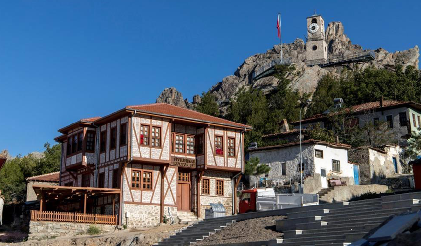 Sivrihisar’da Tarihi Alanlar Vatandaşlara Ücretsiz Sunuluyor!