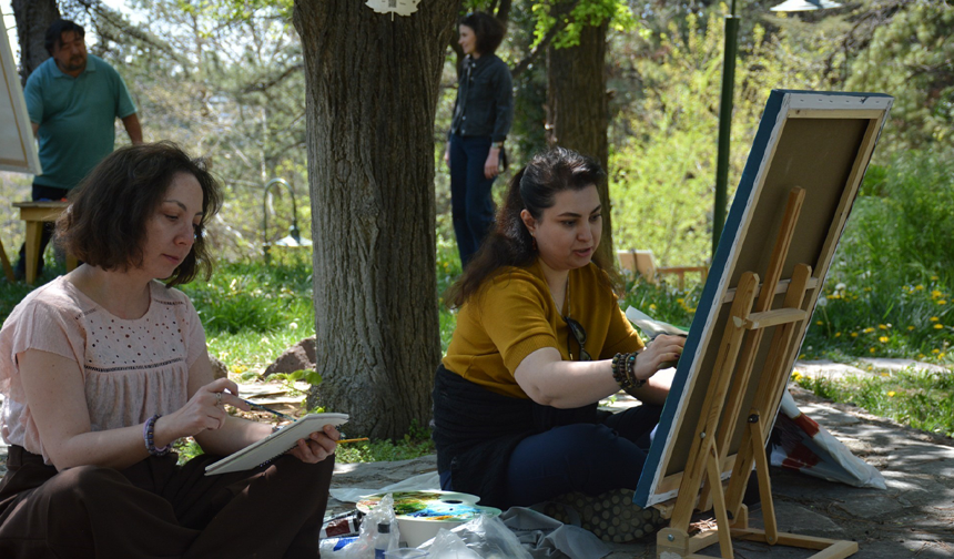 Anadolu Üniversitesi Japon Bahçesi’nde Renkli Çalıştay!