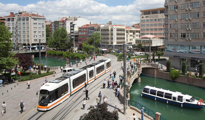 Eskişehir Büyükşehir Belediyesi’nden 23 Nisan Düzenlemesi!