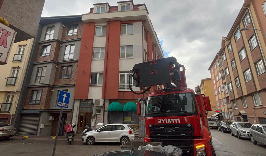 Eskişehir’de Binanın Bacasında Çıkan Yangın Korkuttu!