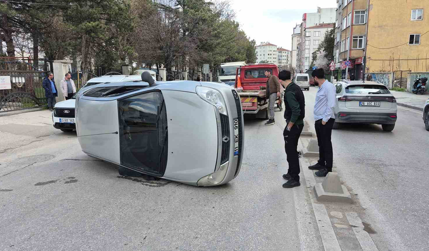 Eskişehir’de Yan Yatan Aracın Sürücüsü Şans Eseri Kurtuldu