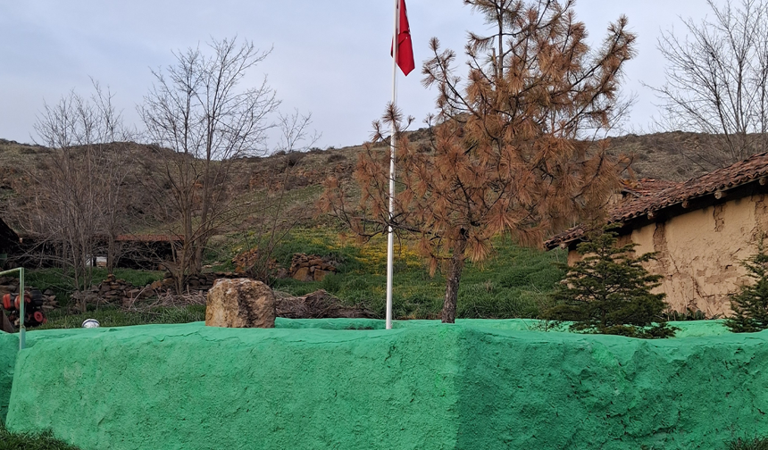 Eskişehir’de Eşankara Dede Türbesi Yenilendi!