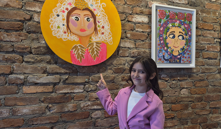 Eskişehir’de Minik Sanatçı 9 Yaşında İlk Sergisini Açtı!