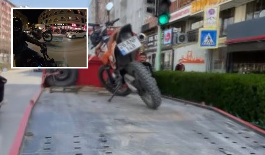 Eskişehir'de Motorcunun Tehlikeli Hareketi Pahalıya Patladı!