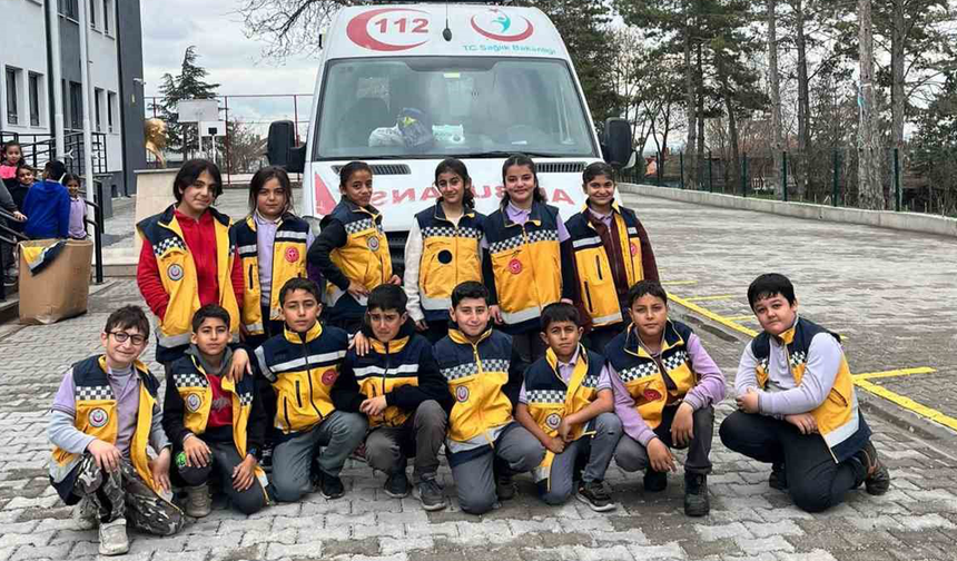 Eskişehir’de Öğrencilere İlk Yardım Farkındalık Eğitimi!