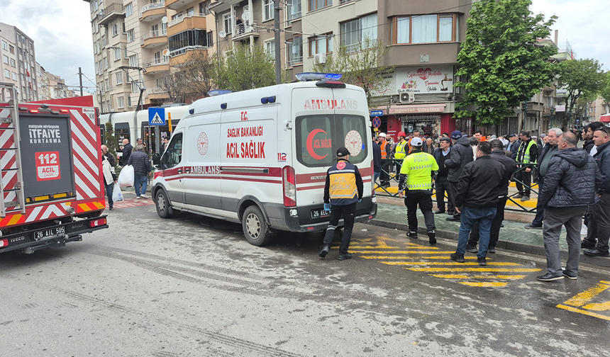 Eskişehir’de Tramvayın Çarptığı Kadın Hastaneye Kaldırıldı!