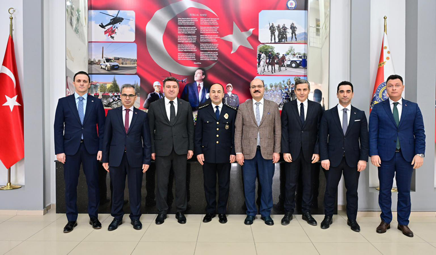 Eskişehir’de Yargı Mensuplarından Polis Haftası’nda Anlamlı Ziyaret!