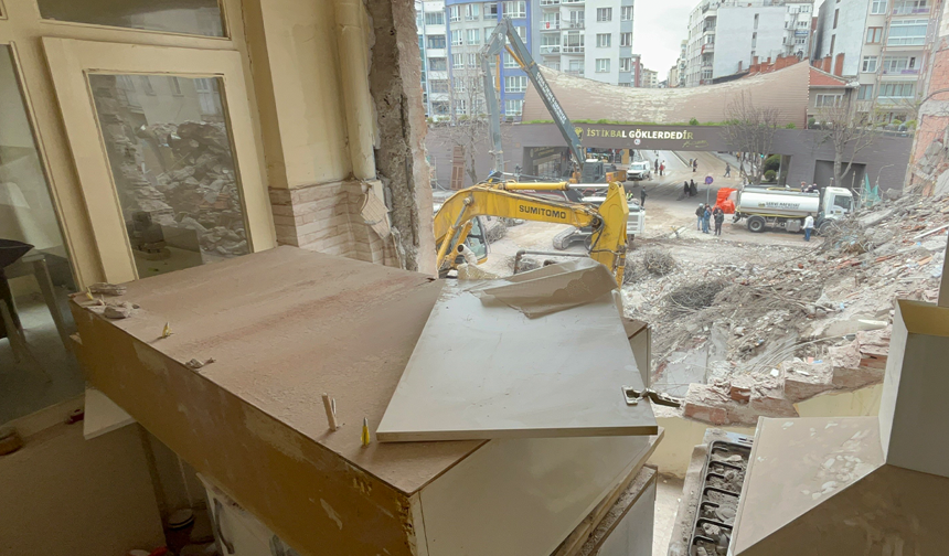 Eskişehir’de Yıkım Krizi Büyüyor! Bir Ev Daha Zarar Gördü!