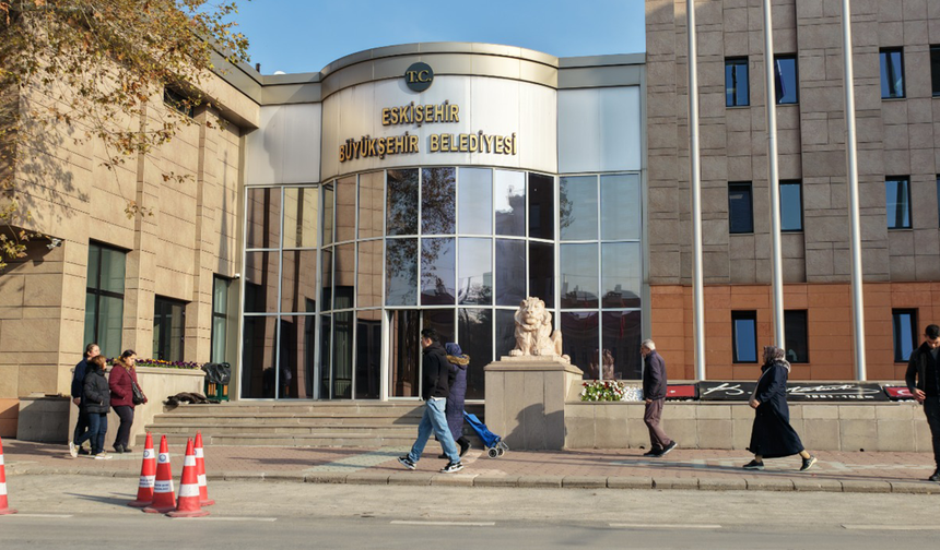 Eskişehir’in En İşlek Caddesi Bu Hafta Trafiğe Kapanıyor!