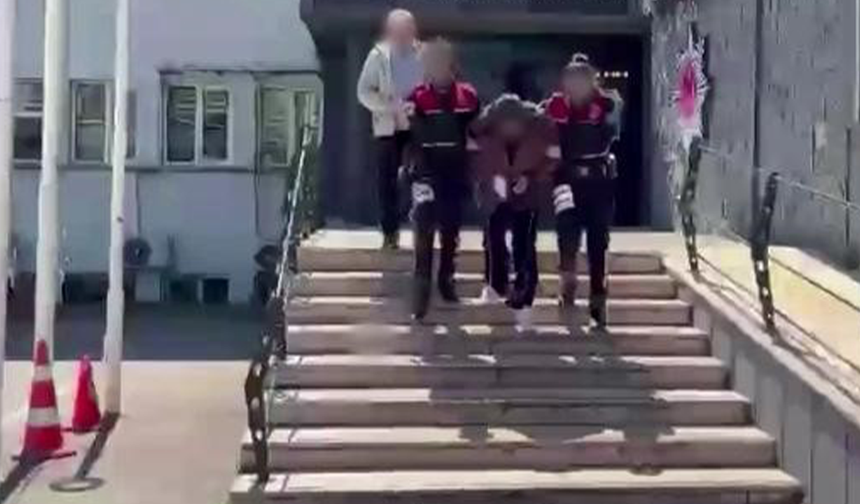 TikTok Canlı Yayını Kanlı Bitti! Genç Kadın Defalarca Bıçaklandı!