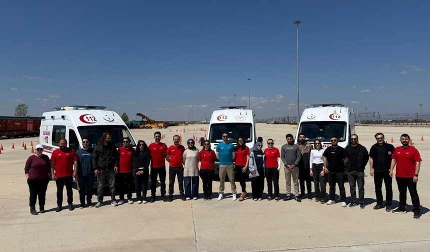 Eskişehir’de Ambulans Şoförlerine Zorlu Sürüş Eğitimi