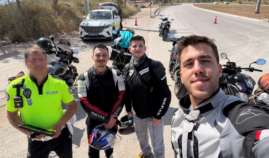 Eskişehir’de Motorunu Bağlayan Polisle Yıllar Sonra Tekrar Karşılaştı!