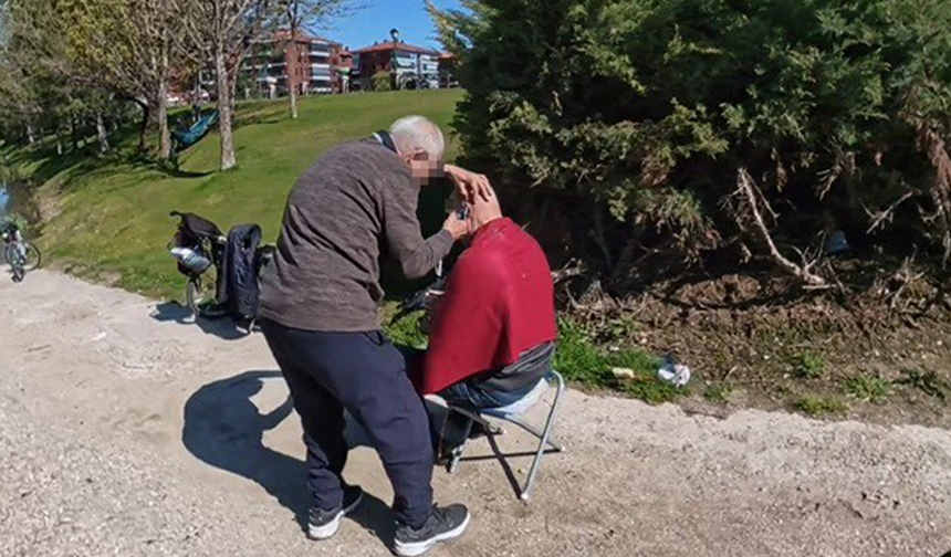 Eskişehir'de Porsuk Çayı Manzaralı Tıraş Görenleri Şaşırttı!