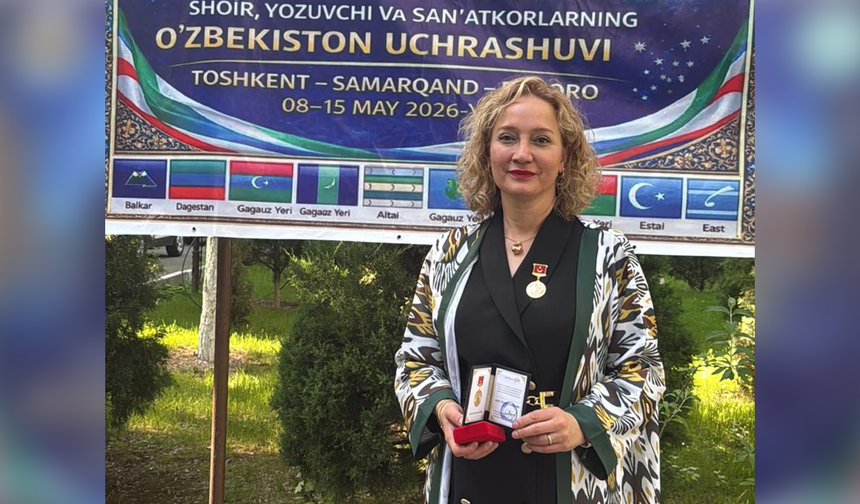 Eskişehirli Yazar ve Sanatçı Arzu Yılmaz Dağdemir’e Özbekistan’da Uluslararası Onur