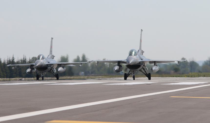 Nefes Kesici Tatbikat İçin Eskişehir’den F-16’lar Havalandı!