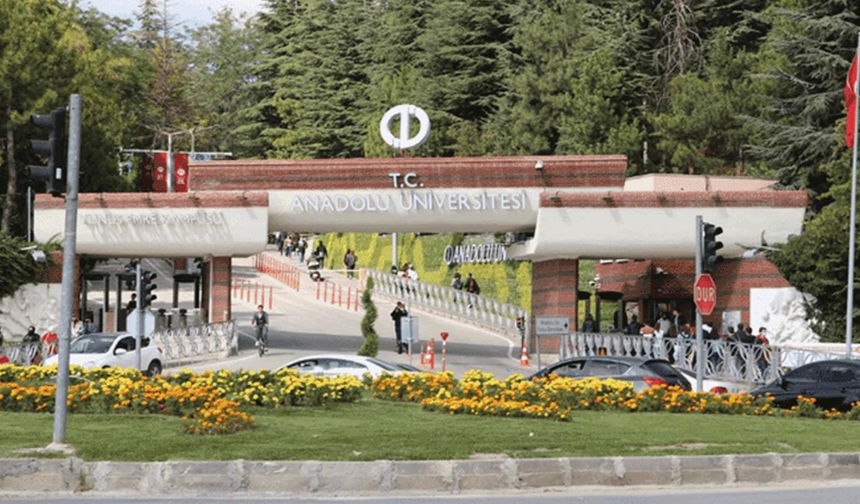 Anadolu Üniversitesi Yapay Zeka Destekli Kodlama Programına Başvurular Başladı!