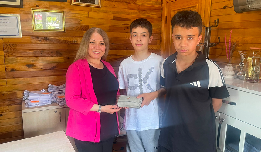 Eskişehir’de İki Çocuğun Örnek Davranışı Takdir Topladı!