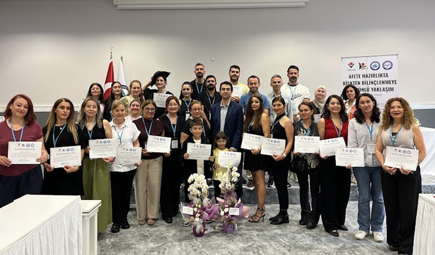 Esogü’de Öğretmenlere Afete Hazırlık Eğitimi
