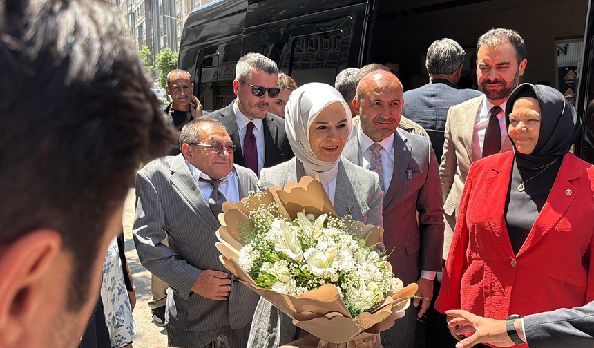 Bakan Göktaş'tan Eskişehir AK Parti ve MHP İl Başkanlıklarına Ziyaret!