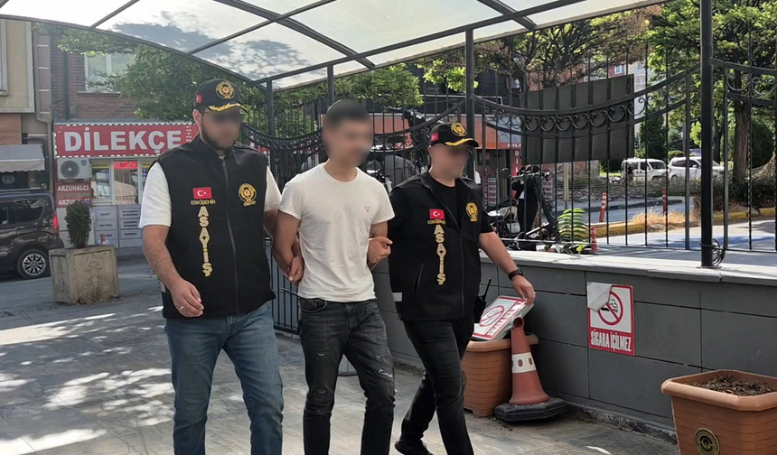 Eskişehir'de 3 Kişiyi Pompalı Tüfekle Yaralayan Şahıs Adliyede!