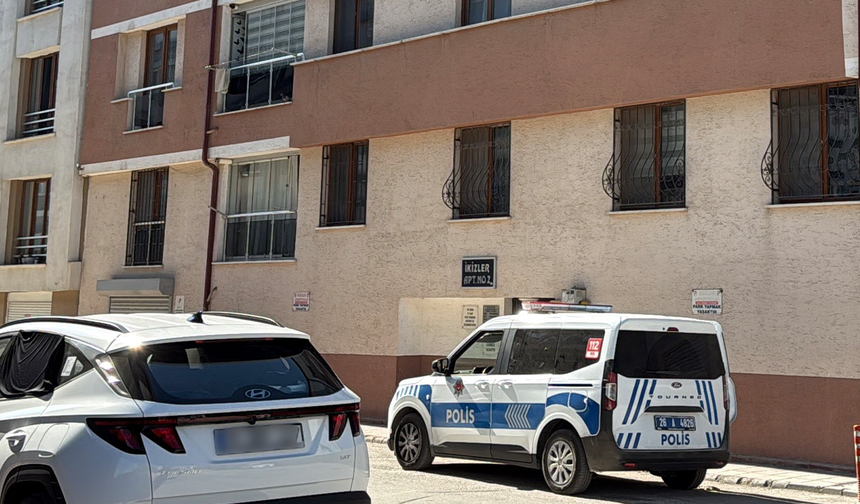 Eskişehir’de Acı Gerçek Kötü Koku İhbarıyla Ortaya Çıktı!