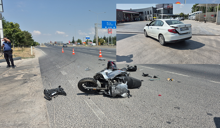 Eskişehir’de Araca Arkadan Çarpan Motosikletli Yola Savruldu