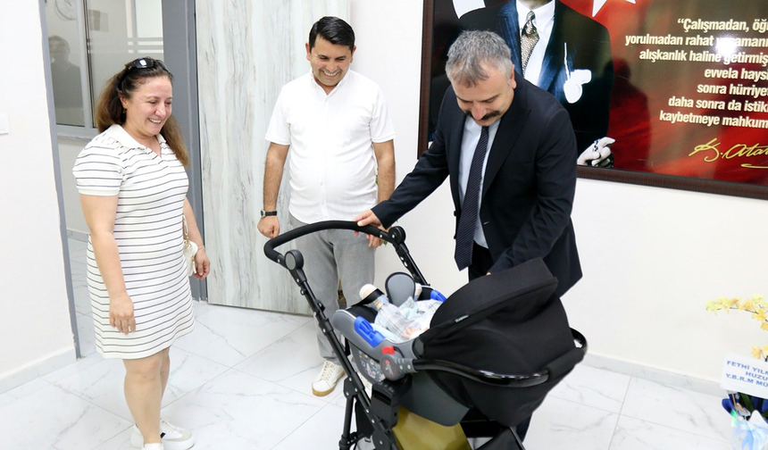 Eskişehir’de Bir Bebek Daha Koruyucu Aileyle Sıcak Yuvaya Kavuştu!