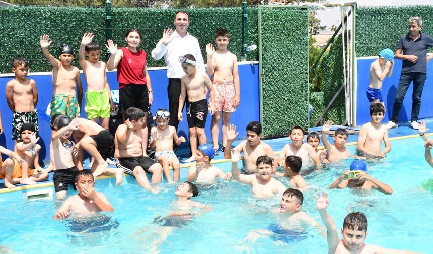 Eskişehir'de Bir İlçede Ücretsiz Yüzme Kursları Başladı!