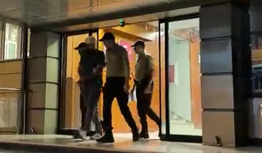 Eskişehir’de Hastaneden Firar Eden Şahıs Üzerinde Silahla Yakalandı!