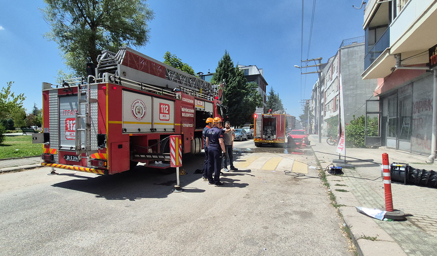 Eskişehir'de Korkutan Bir Yangın Daha! 6 Kişi Hastaneye Kaldırıldı!
