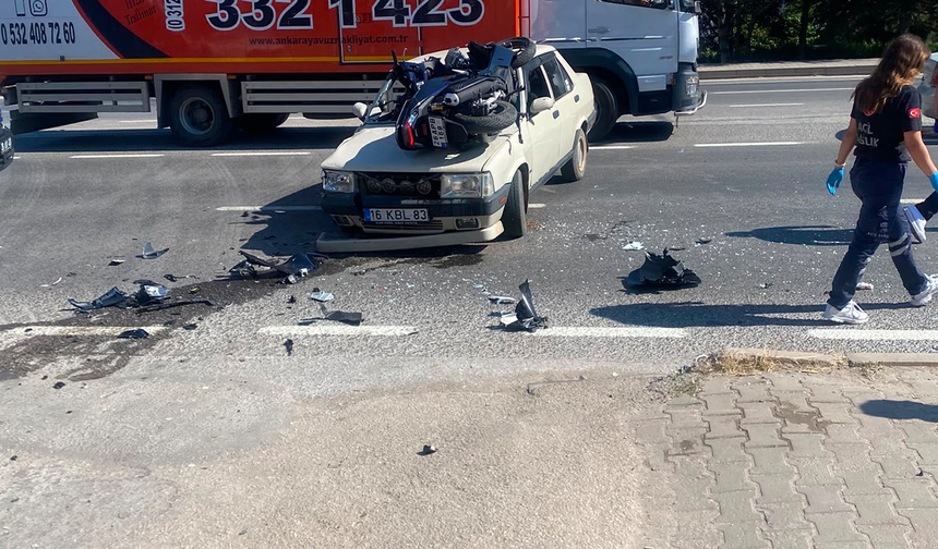 Eskişehir’de Otomobil ile Motosikletin Çarpıştığı Kazada 3 Kişi Yaralandı!