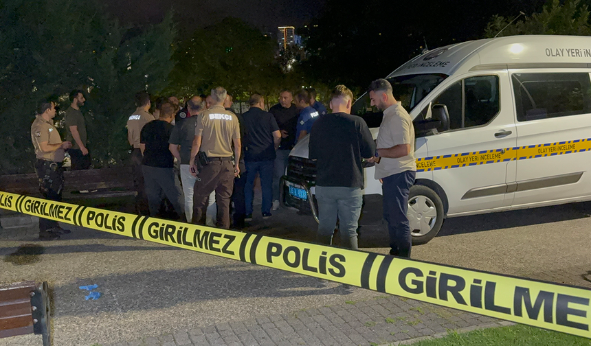 Kahreden Olay! Emekli Polis Millet Bahçesinde Hayatına Son Verdi!