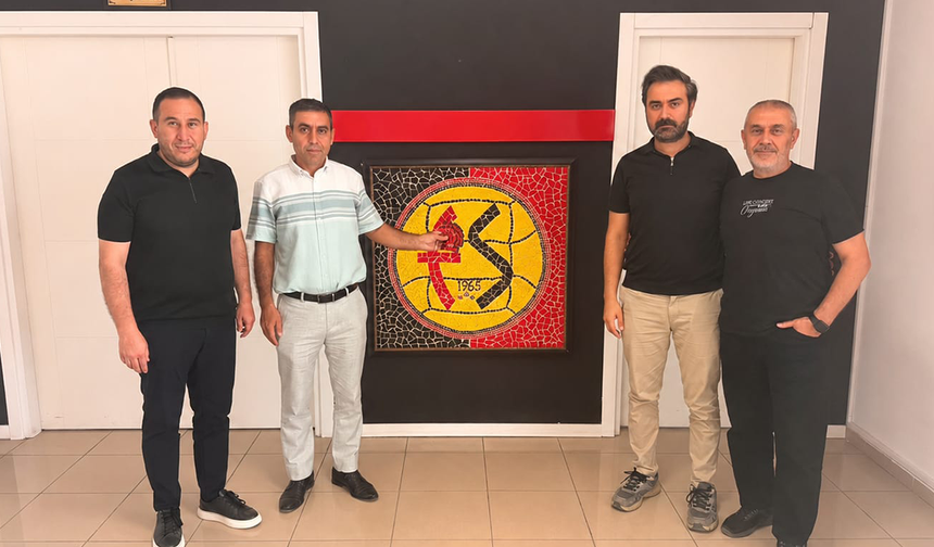 Öz Sağlık İş'ten Eskişehirspor'a Anlamlı Destek!