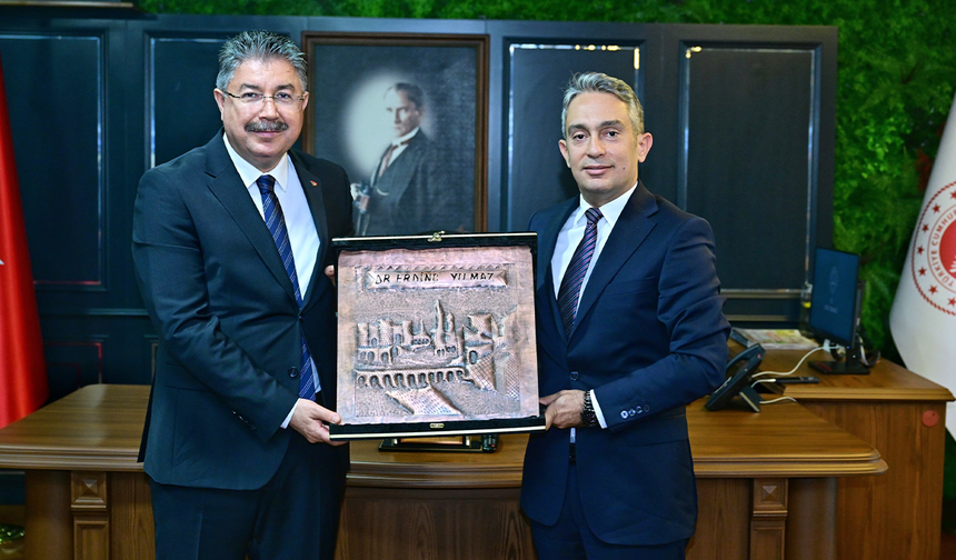 Vali Yılmaz'dan Eskişehir Cumhuriyet Başsavcısı Deniz’e Ziyaret!